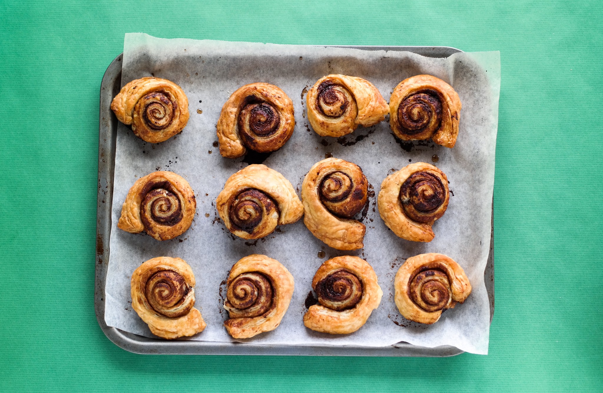 Baked christmas spiced cinnamon swirls recipe