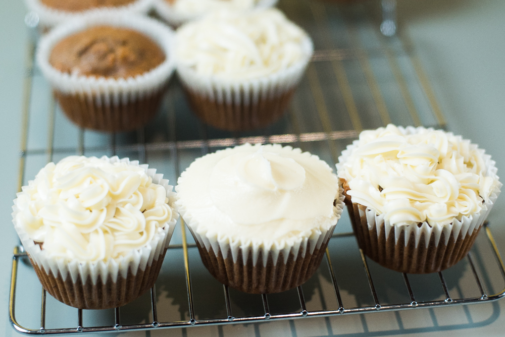 easy pumpkin cupcakes buttermilk icing